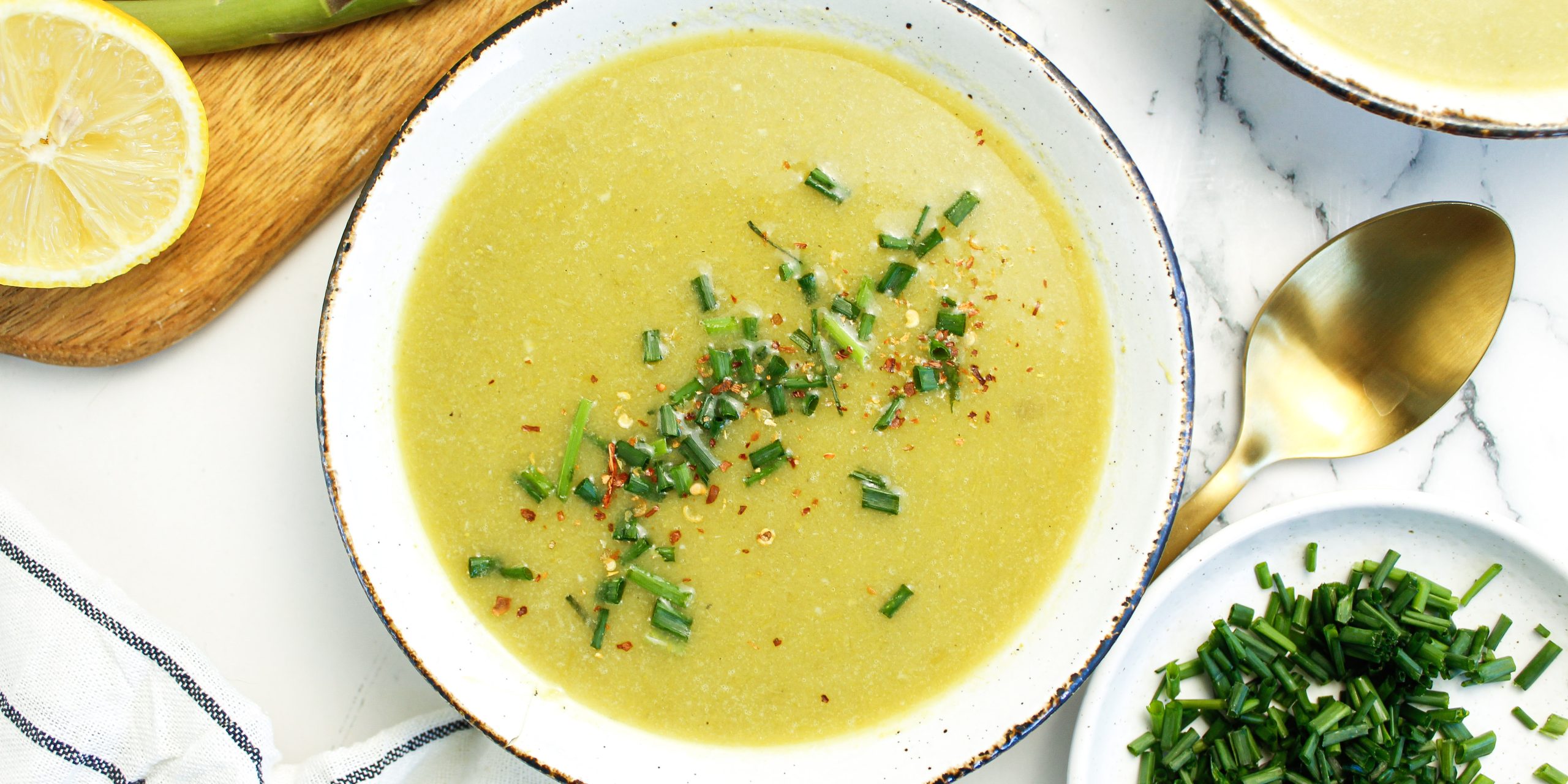 One-Pot Easy Asparagus Soup
